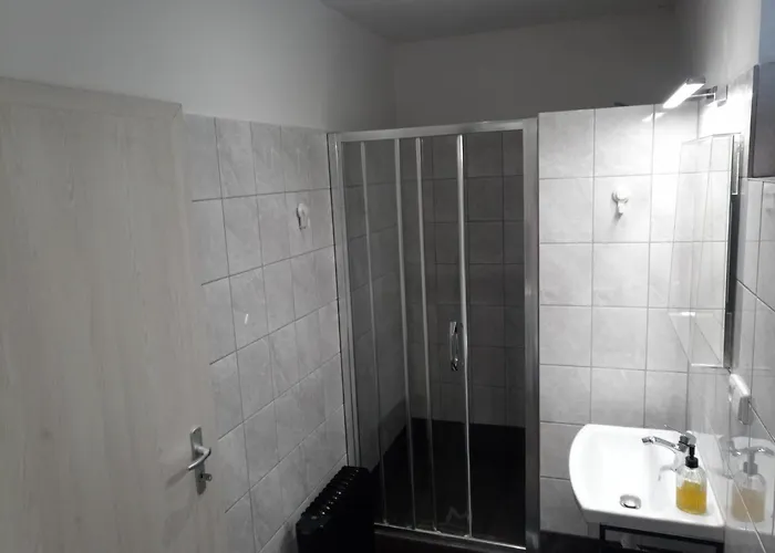 Dom wakacyjny Samostatny V Zahrade *